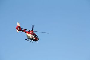 Die Entscheidung über die Einrichtung eines 24-Stunden-Hubschraubers der Deutschen Luftrettung in Villingen-Schwenningen fällt in den kommenden Wochen. Foto: Bartler-Team
