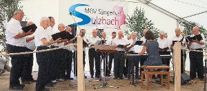 Die Chorgemeinschaft Schiltach-Schenkenzell begeisterte mit traditionellem Liedgut.  Foto: Borho Foto: Schwarzwälder-Bote