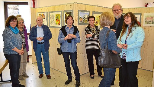 Zur Ausstellungseröffnung kommen auch Nachfahren der Künstlerin. Foto: Schwarzwälder-Bote