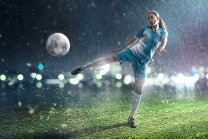 Frauenfußball liegt im Trend. Foto: © lassedesignen/Fotolia.com Foto: Schwarzwälder-Bote
