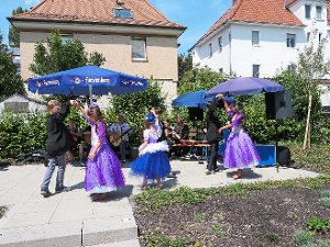 Tanzeinlagen sind fester Bestandteils der harmonischen Feier. Foto: Haus der Betreuung Foto: Schwarzwälder-Bote