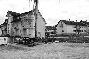 Mit den Arbeiten für den Neubau der Wohnanlagen der Baugenossenschaft Löffingen wurde  begonnen. Foto: Bächle Foto: Schwarzwälder-Bote