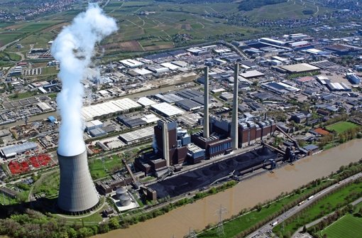 Kraftwerk Heilbronn: Die EnBW will hier zwei Blöcke dicht machen. Foto: dpa