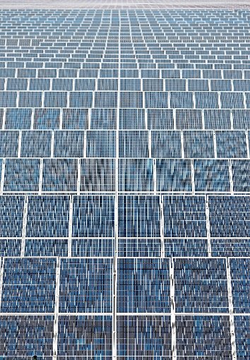 Das Gefühl, etwas für die Umwelt zu tun, hatten  Anleger bei der PT Erneuerbare Energien, die beispielsweise in Photovoltaikanlagen investieren.  Foto: Woitas Foto: Schwarzwälder-Bote