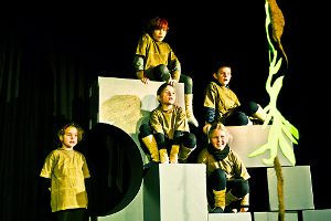 Für Kinder ab vier Jahren führen die Theaterknirpse ein Musical im Winterlinger K3 auf. Foto: Rieder Foto: Schwarzwälder-Bote