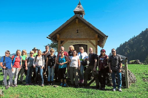 Der Ausflug ins Allgäu führte die Jahrgänger unter anderem zur  Schilpere-Kapelle. Foto: Jahrgang Foto: Schwarzwälder-Bote