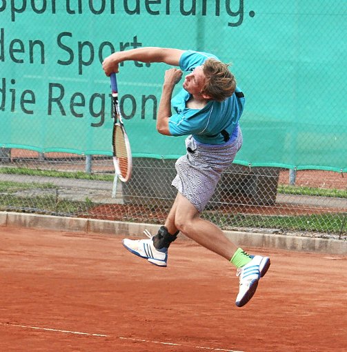 Philipp Mayer musste sich nach drei hart umkämpften Sätzen dem Slowenen Anze Loviscek knapp geschlagen geben. Foto: Peiker