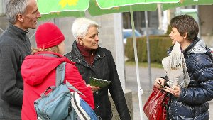 CDU, SPD, Grüne, FDP: Mit Schoki und Rosen auf Wählerfang