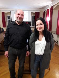 Saskia Klein und Dietmar Abt vom Haus Nazareth berichteten in der Sitzung des Straßberger Gemeinderats. Foto: Schwarzwälder-Bote