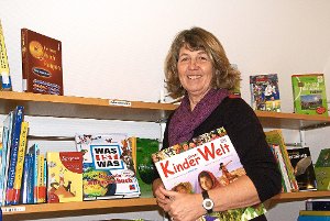 Annette Maichle ist Mitbegründerin der Salmendinger Bücherei und hat sie auch fast ein Vierteljahrhundert geleitet. Künftig wird diese Aufgabe ein Team übernehmen. Foto: Rapthel-Kieser Foto: Schwarzwälder-Bote