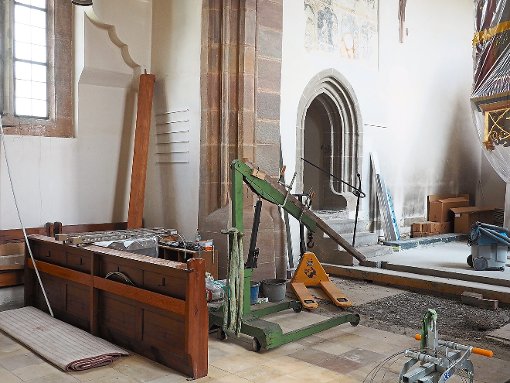 Die Sanierungsarbeiten in  der Remigiuskirche in Bergfelden gehen voran. Foto: Vögel e Foto: Schwarzwälder-Bote