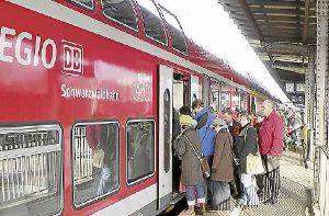 Wegen Gleis- und Vegetations arbeiten im Bereich Donaueschingen-Immendingen vom 5. bis 30. Mai müssen sich Zugreisende auf Fahrplanänderungen einstellen. Foto: Bahn