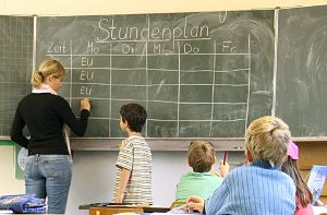 Baden-Württemberg behält doch mehr Lehrer als angenommen. Foto: dpa