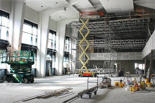 Die Kosten für die Sanierung der Bräunlinger Stadthalle sind nun   auf sieben Millionen Euro gestiegen.   Foto: Maier Foto: Schwarzwälder-Bote