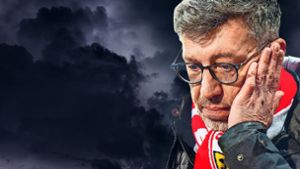 Über VfB-Präsident Claus Vogt ziehen dunkle Wolken auf. Foto: Baumann
