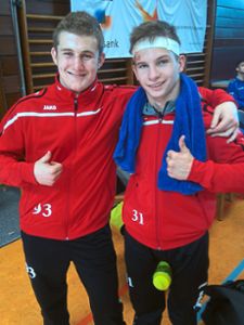 Die beiden deutschen A-Jugendmeister des KSV Tennenbronn: Jonas Schondelmaier und David Brenn.   Brenn (rechts) wird  bei den Europameisterschaften in Sarajevo für Deutschland starten.  Foto: Moosmann Foto: Schwarzwälder-Bote