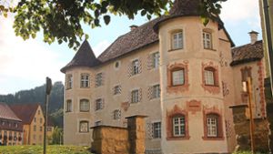 Die Fassade des Wasserschlosses in Glatt wird saniert. (Archivfoto) Foto: Müller