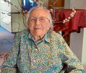 Anna Rost ist die älteste Bewohnerin der Seniorenresidenz Scheffelhof. Am morgigen Sonntag feiert sie ihren 103. Geburtstag.  Foto: Kaletta Foto: Schwarzwälder-Bote