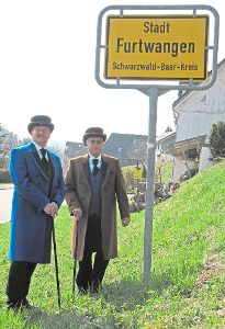 Interessantes zu  berichten haben die beiden Stadtführer Werner Dold und Reinhard Becherer. Foto: Stadtverwaltung Foto: Schwarzwälder-Bote