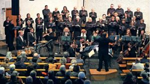 Chor und Orchester boten am Karfreitagabend mit „Stabat Mater“ ein faszinierendes Konzertereignis. Foto: Bantle