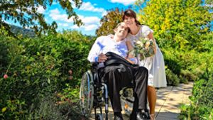 Krebskranker heiratet seine Freundin im Nagolder Hospiz
