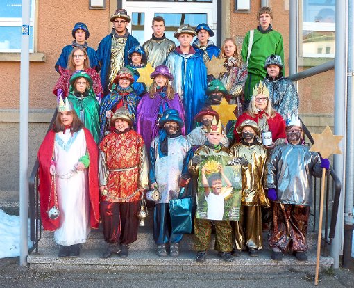 Die Sternsinger sammelten in Jungingen rund 2220 Euro für Kinderhilfsprojekte. Foto: Kirchengemeinde