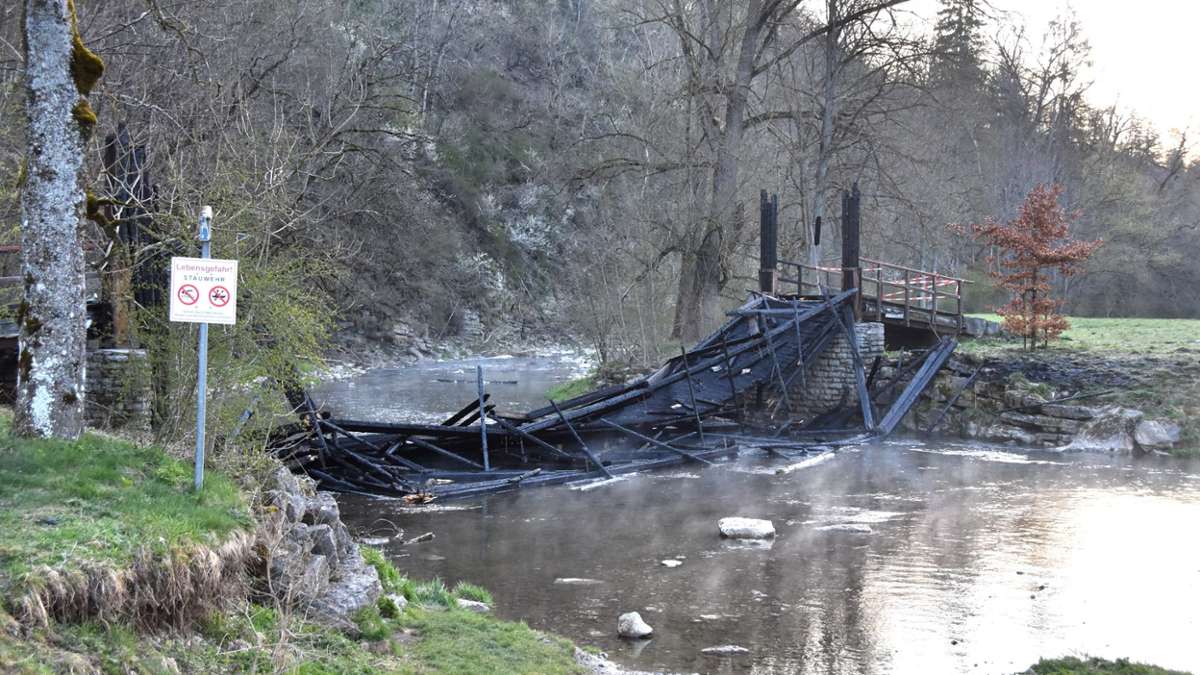 Nach Feuer in Rottweil  : Für Schindelbrücke-Eigentümer deutet alles auf Brandstiftung hin