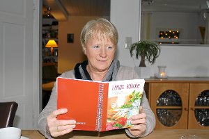 Magdalena Staenke aus Egenhausen hat ihr zweites Kochbuch geschrieben.  Foto: Köncke Foto: Schwarzwälder-Bote