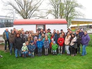 Der Bauwagen Pfalzgrafenweiler ist seit 30 Jahren eine feste Anlaufstelle für einen großen Freundeskreis und Ausgangspunkt vielfältiger Aktivitäten. Foto: Privat