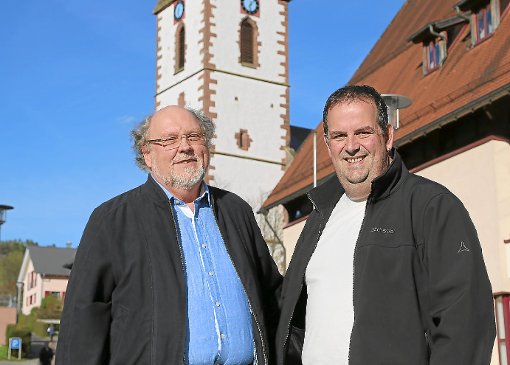 Steffen Held (rechts) und Rudolf Herz freuen sich   auf das  Backhausfest.  Foto: up Foto: Schwarzwälder-Bote