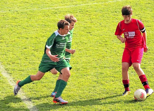 Die Jugendteams unterhielten die Zuschauer beim Turnier des FC Wolterdingen mit spannenden Matches.   Foto: Bombardi Foto: Schwarzwälder-Bote
