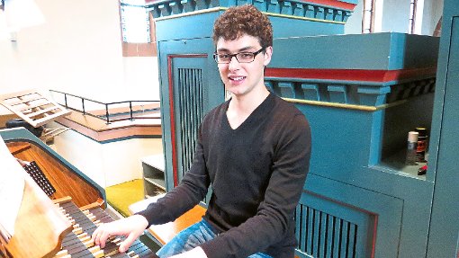 Niklas Schmider absolviert eine Ausbildung zum nebenamtlichen Kirchenmusiker. Dabei soll es nicht bleiben: Ich möchte das später hauptberuflich machen, sagt der 17-Jährige. Foto: Privat