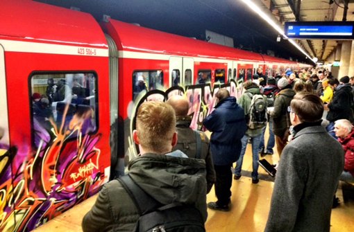 S-Bahn-Chaos am Mittwochmorgen in Stuttgart (Symbolbild). Foto: Knut Krohn
