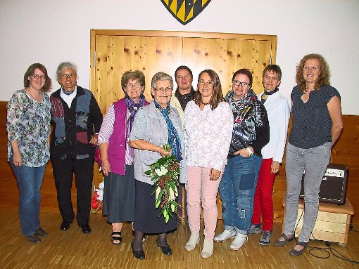 Else Huonker (Vierte von links)   ist vom Team des Frauenfrühstücks verabschiedet worden Foto: May Foto: Schwarzwälder-Bote