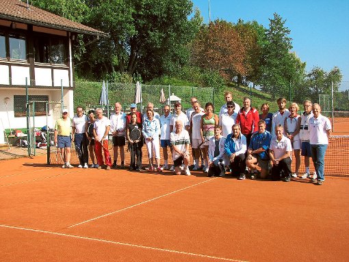 Sechs Mannschaften traten beim Vorstands-Cup-Turnier des TC Loßburg an. Foto: TC Loßburg Foto: Schwarzwälder-Bote