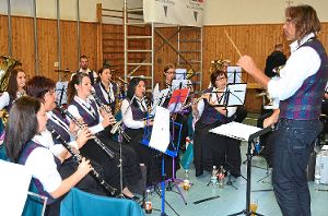 Der Vöhringer Musikverein sorgt musikalisch für harmonische Stunden beim Förderverein. Foto: Schwarzwälder-Bote