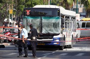 Bei einem Bombenanschlag in Tel Aviv wurden mindestens zehn Menschen verletzt. Foto: EPA
