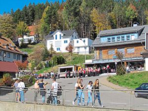 Der verkaufsoffene Sonntag samt seinem umfangreichen Programmangebot lockt viele Menschen ins Dorf.  Foto: Kammerer Foto: Schwarzwälder-Bote