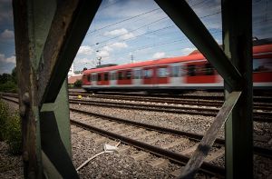 Am Montagmorgen müssen S-Bahn-Reisende wegen einer Stellwerksstörung Verspätungen und auch Ausfälle in Kauf nehmen (Symbolbild). Foto: Lichtgut/Achim Zweygarth