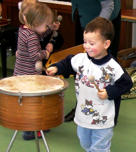 Die Musikspiele  eröffnen  einen  Zugang zur Welt der Klänge.  Foto: Musikschule Foto: Schwarzwälder-Bote