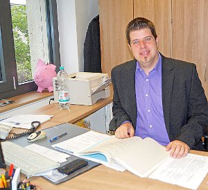 Andreas König verlässt seinen Schreibtisch im Unterkirnacher Rathaus am 20. August. Foto: Schlenker Foto: Schwarzwälder-Bote