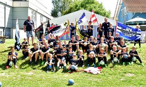 Teilnehmer, Organisatoren und Trainer am Ende dreier toller Tage Volz-Fußballcamp  Foto: Morlok Foto: Schwarzwälder-Bote
