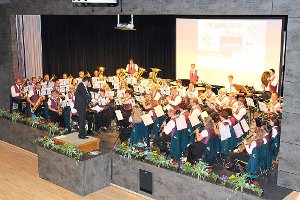 Mit einem stolzen Alter von 175 Jahren hat der Musikverein Ringingen   allen Grund zum Feiern und gab deshalb   am Samstag ein Jubiläumskonzert.   Foto: Bender Foto: Schwarzwälder-Bote