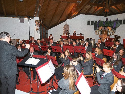 Der Musikverein  (hier beim Kirchenkonzert im Dezember) bereitet derzeit das Frühlingskonzert vor.  Archivfoto: Schwörer Foto: Schwarzwälder-Bote