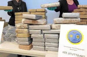 Kokain in rauen Mengen: Die Behörden zeigten im Dezember einen Teil des 130-Kilo-Rauschgiftfunds. Foto: Weißbrod