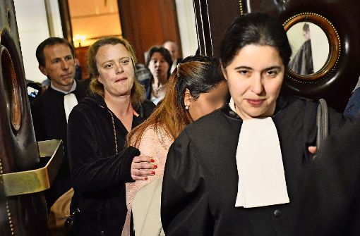 Eingeschüchtert im Gerichtssaal: die ehemalige Hausdienerin und Zeugin. Foto: dpa