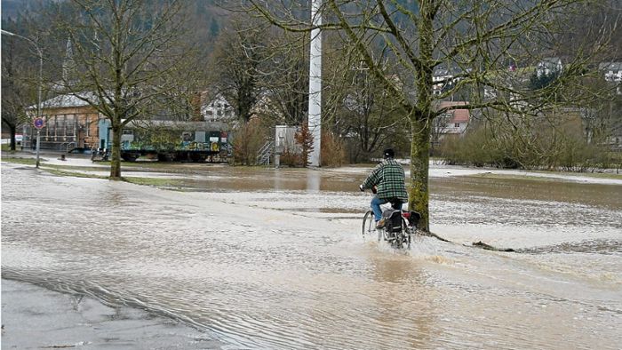 Starkregen lässt Neckar-Pegel wieder steigen