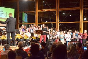 Das Jahreskonzert des Musikvereins Betzweiler wurde durch Gesangsdarbietungen bereichert. Foto: Musikverein Foto: Schwarzwälder-Bote