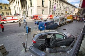 In München ist es vor der Bayerischen Staatsoper zu einem schweren Unfall gekommen.  Foto: dpa