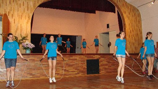 Rope Skipping trainiert die TSG in der Halle.  Foto: Archiv Foto: Schwarzwälder-Bote